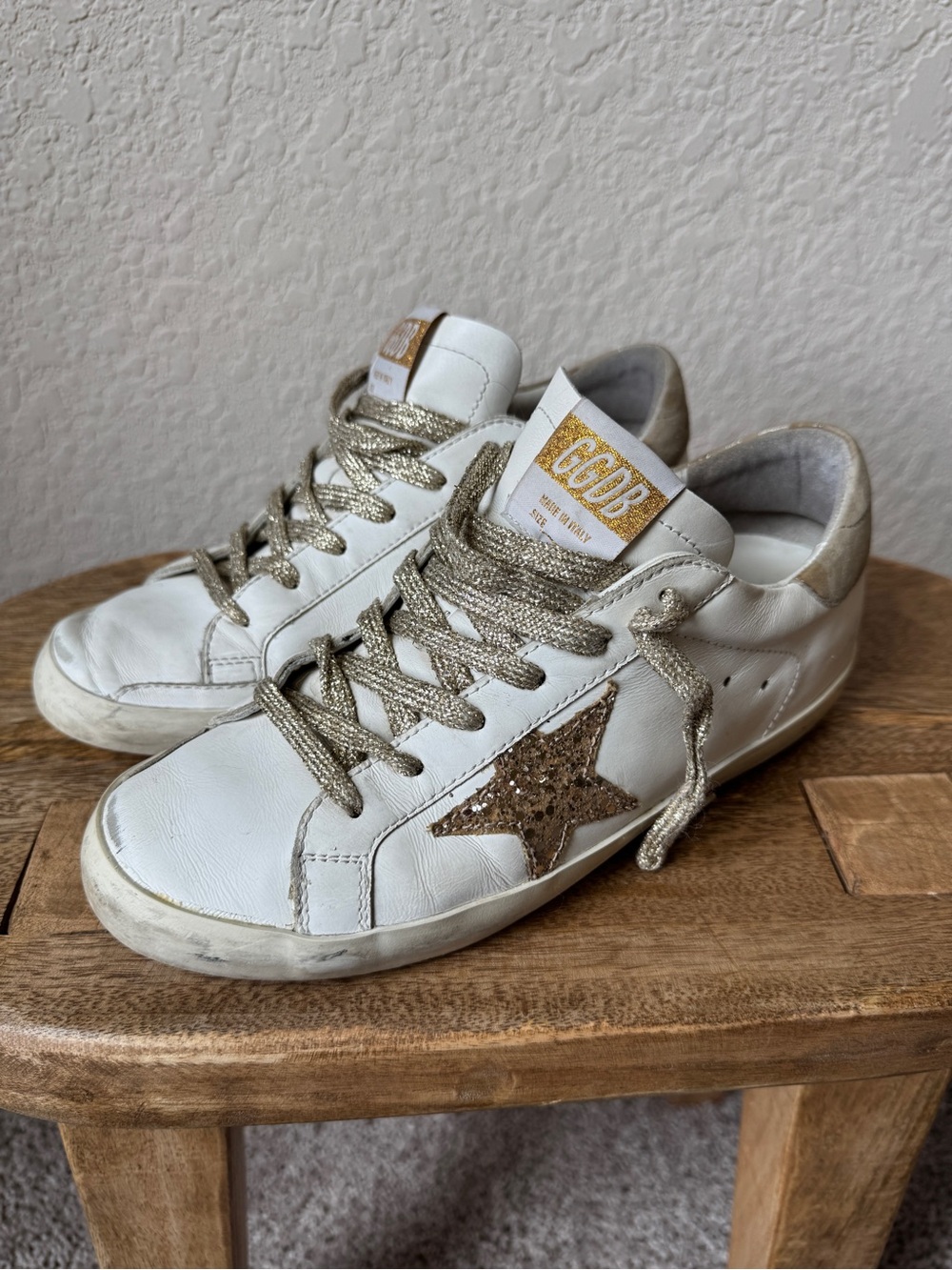 Golden Goose Super-Star Low Top Sneaker - Picture 4 of 6